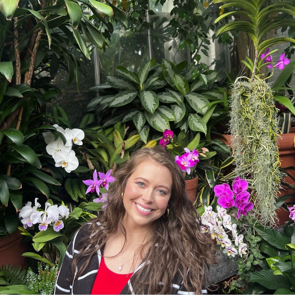 Meet your Posher, Olivia